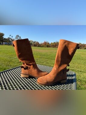 Bueno Ozzie Boot In Chestnut Suede Size 40 US 9.5 Womens